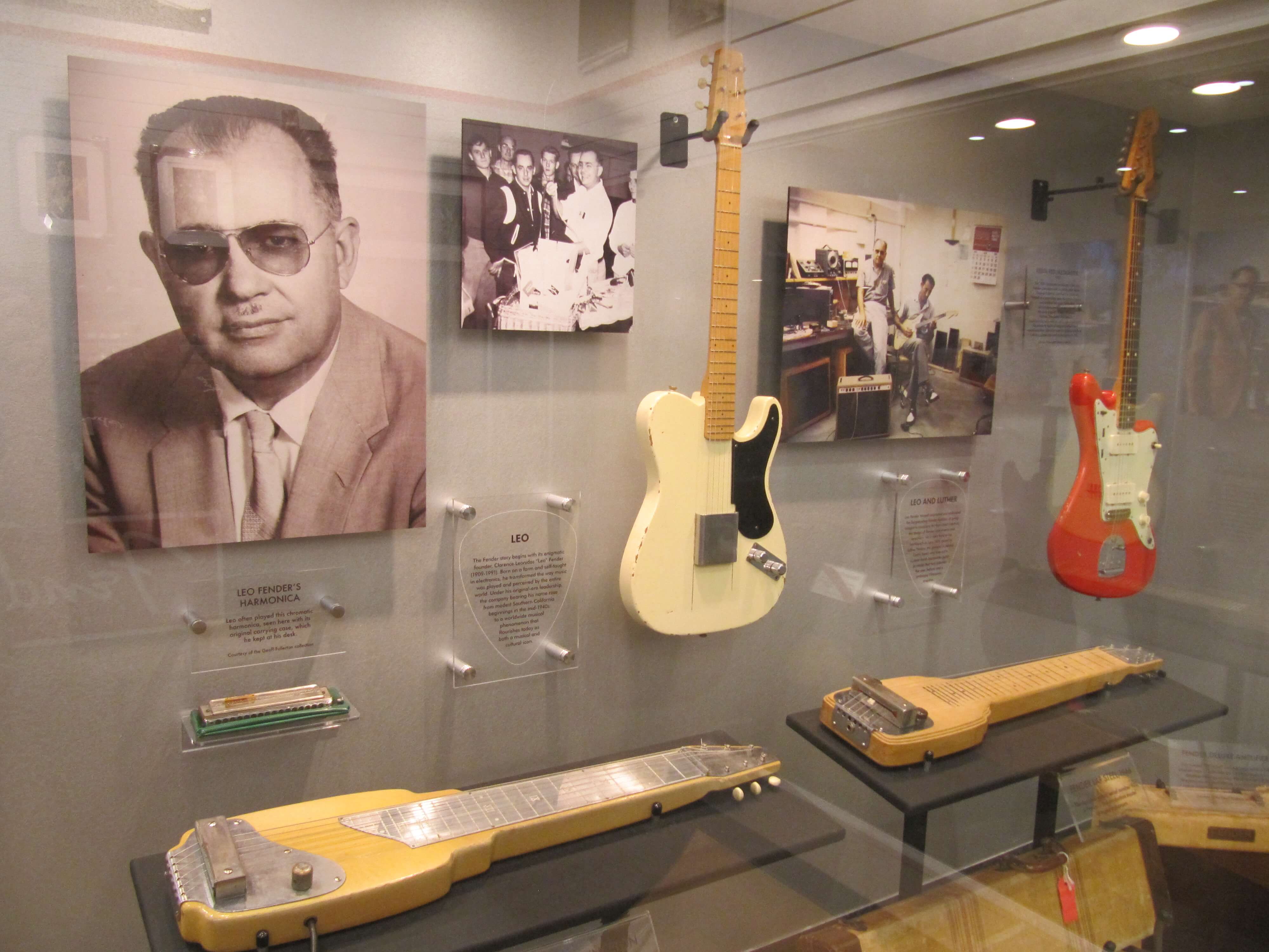 FGF_museum_01._Leo_and_early_models (1).jpg