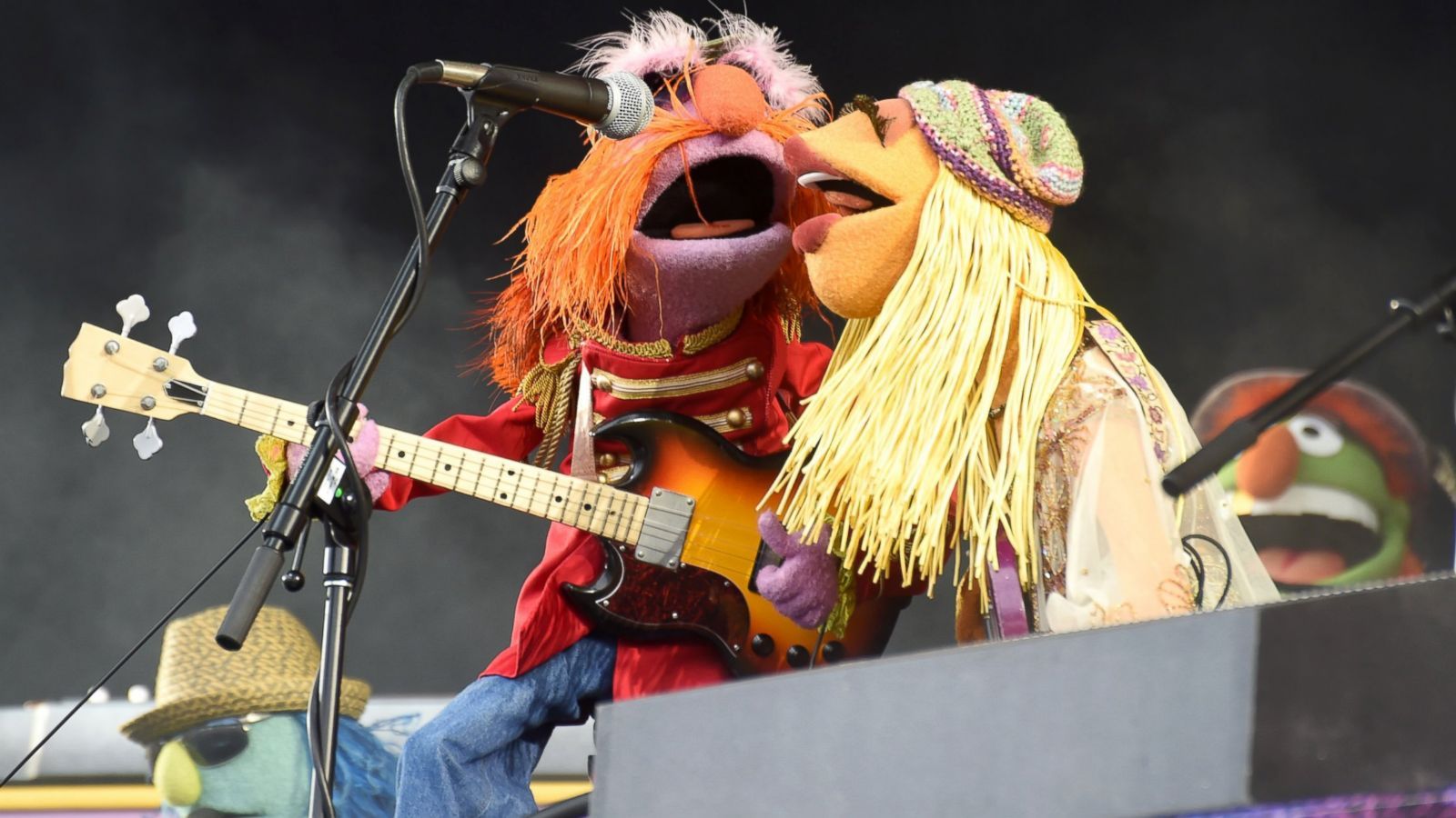 gty_dr_teeth_electric_mayhem_01_jc_160808_16x9_1600.jpg
