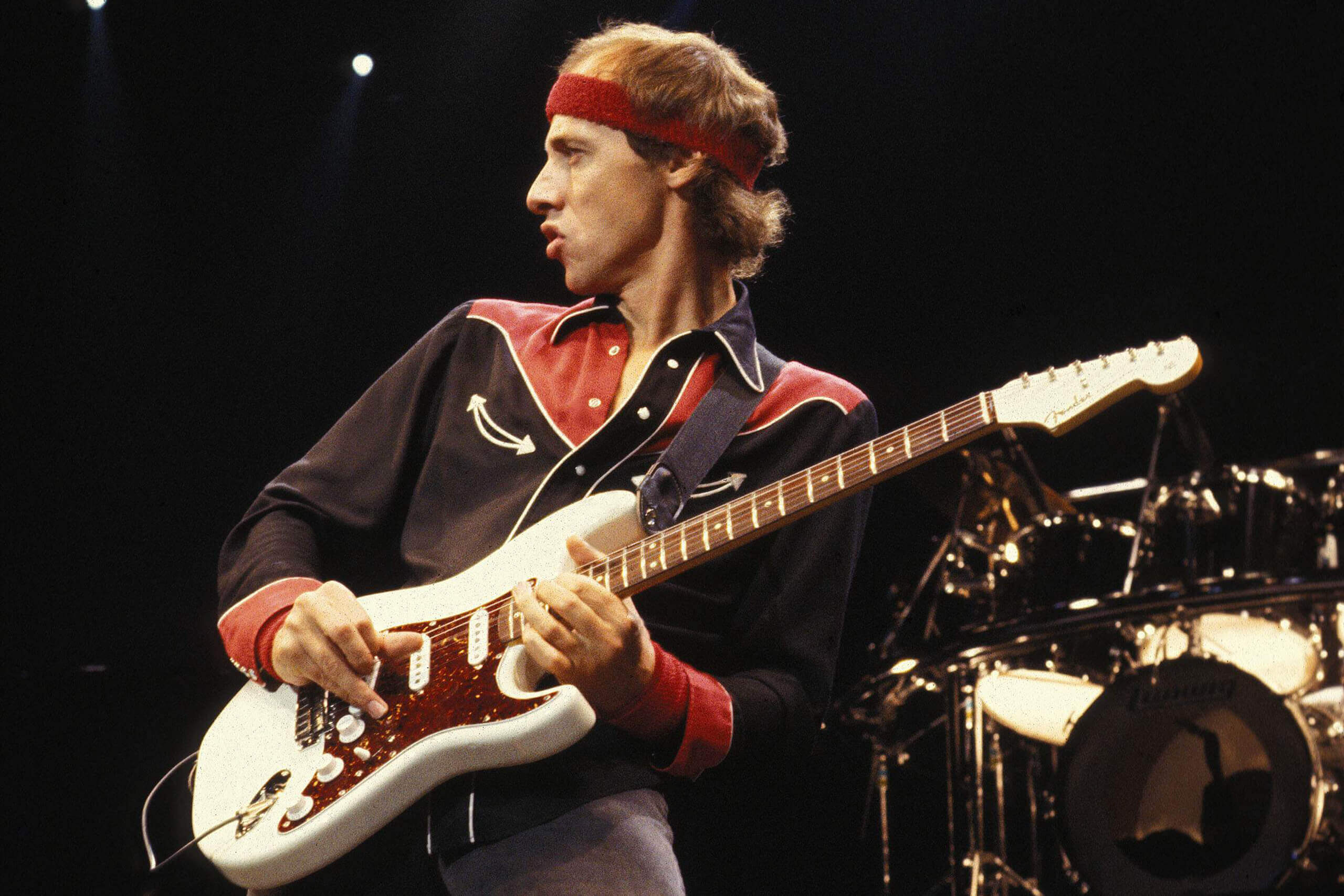 Mark-Knopfler-Dier-Straits-Suhr-Schecter-Credit-Ebet-Roberts-Redferns@2560x1707 (1).jpg